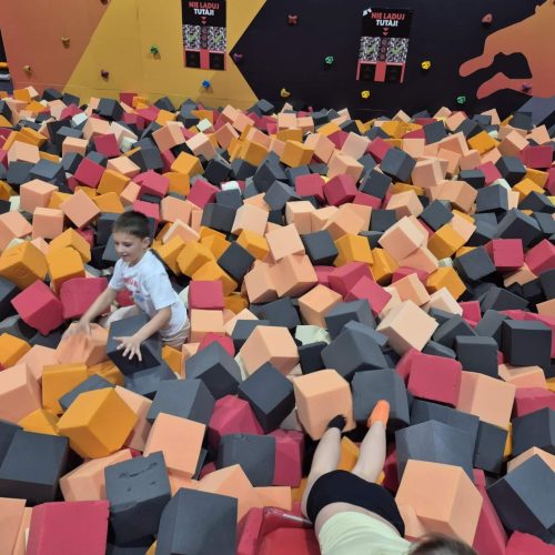 557973045_1326851299235863_1209002782217166096_n