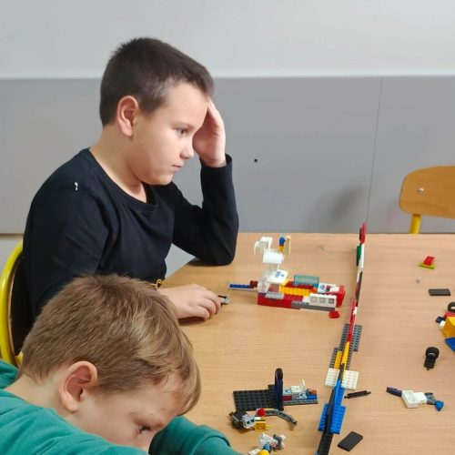 558887463_1329345728986420_2751762173479255261_n
