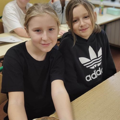 563990623_1335711765016483_6397932457176748987_n