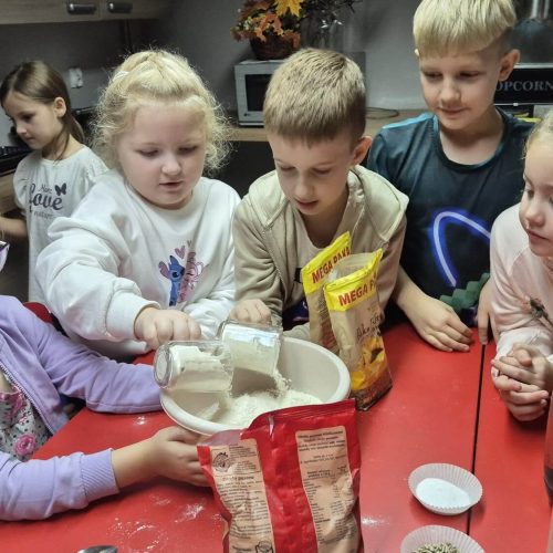 565680221_1335695881684738_4571123766893938436_n