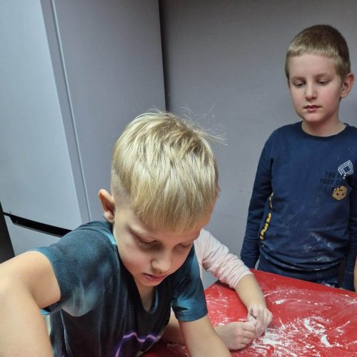 565710703_1335696145018045_3996787281468124571_n