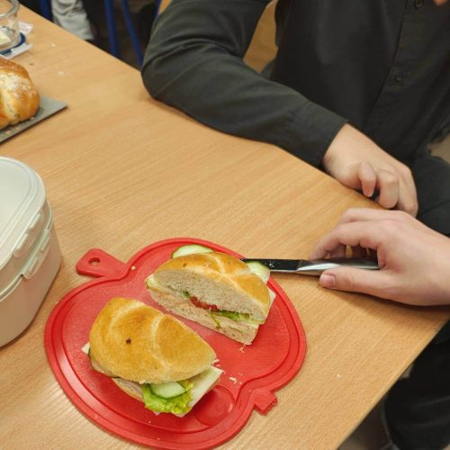 566199614_1335879368333056_8692224114574575030_n