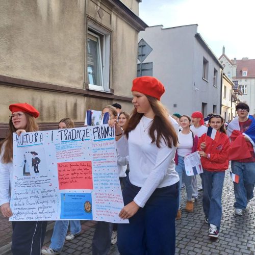 568380313_1339856307935362_235372728712589177_n