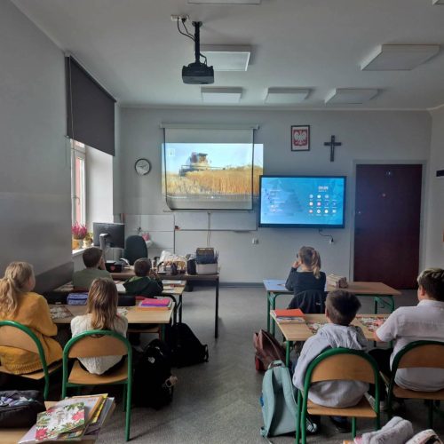 568504686_1337412428179750_2533561937713249328_n