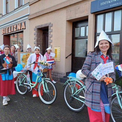 571186832_1339856431268683_1464043686612404439_n