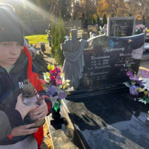 572086321_1346076447313348_2147705141890348346_n