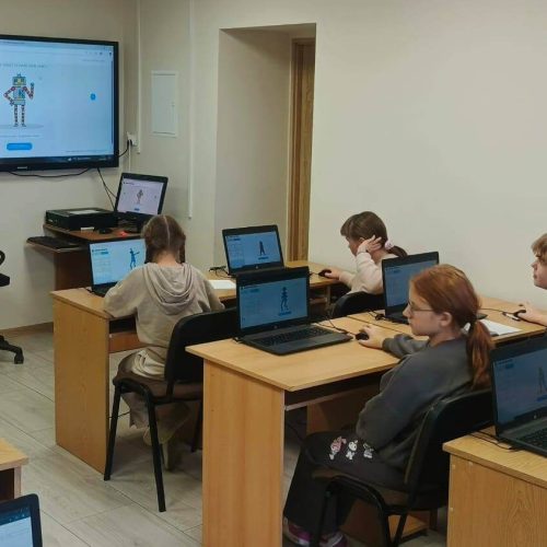 571390204_1345473374040322_2595341319320598652_n