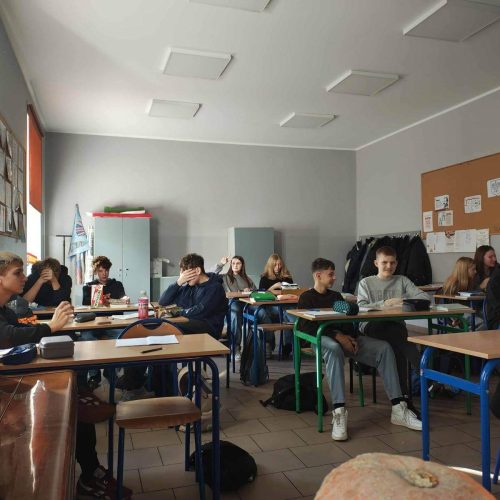 573370087_1347034680550858_968404308324885140_n