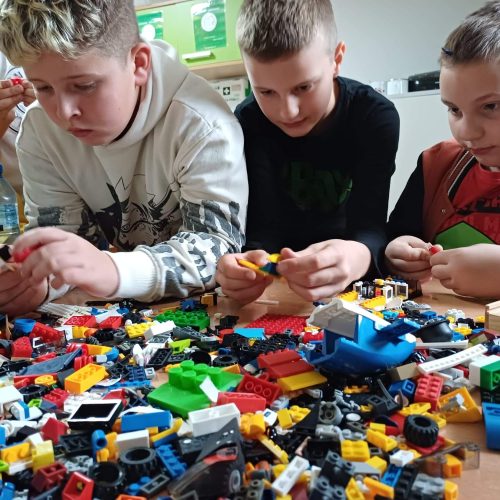 574469910_1348676880386638_4908082393593412844_n