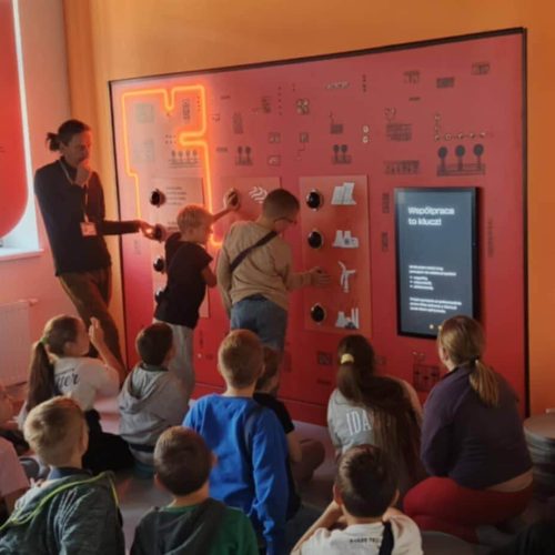 577567273_1352883543299305_319484914000980207_n