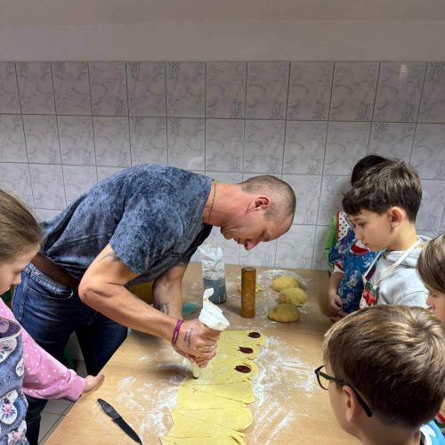 580498767_1359539609300365_9079407825748569692_n