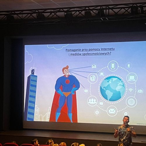 581166544_1359550319299294_6754925453970267349_n