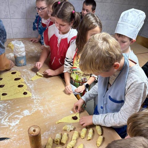 584447784_1359539772633682_887315517409997824_n