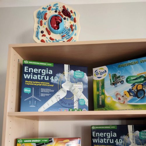 585319160_1365135745407418_2946898869307684668_n