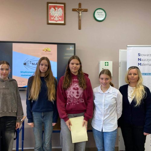 586012668_1366862241901435_3438773215979982173_n