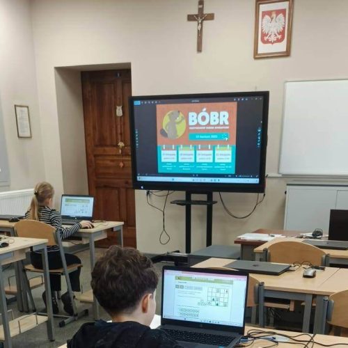 588555673_1367670365153956_796616389835752172_n