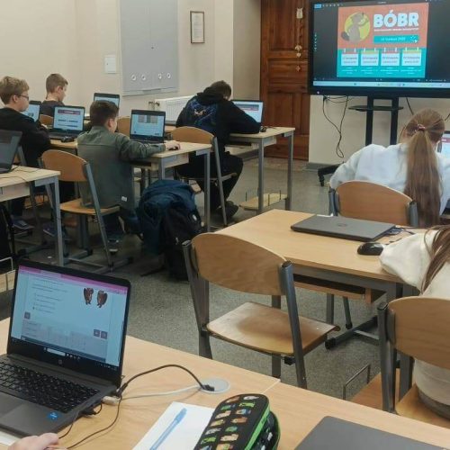 589077166_1367670798487246_1167146542471374104_n