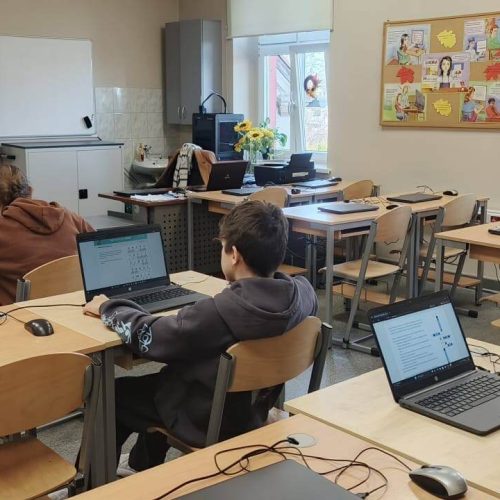 589391061_1367671065153886_6250387315685822839_n