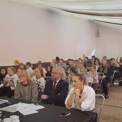 590029189_1370942468160079_888641061631735368_n (1)