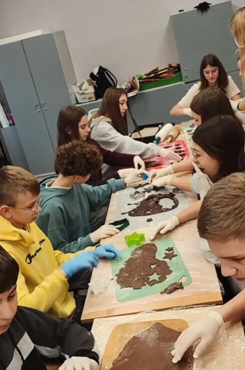 PIERNIKOWE SZALEŃSTWO