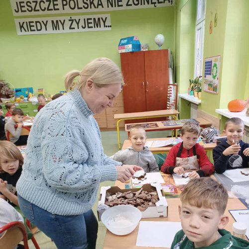 4385a2a7-b4a7-45f9-b986-a9a2c1714dd7