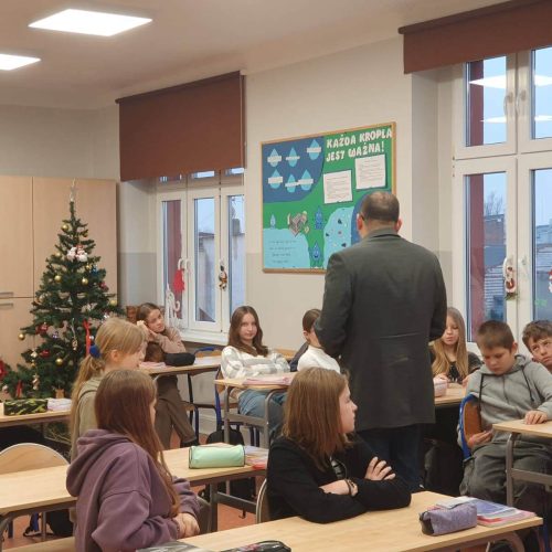 589741460_1375887830998876_5019252931722030449_n