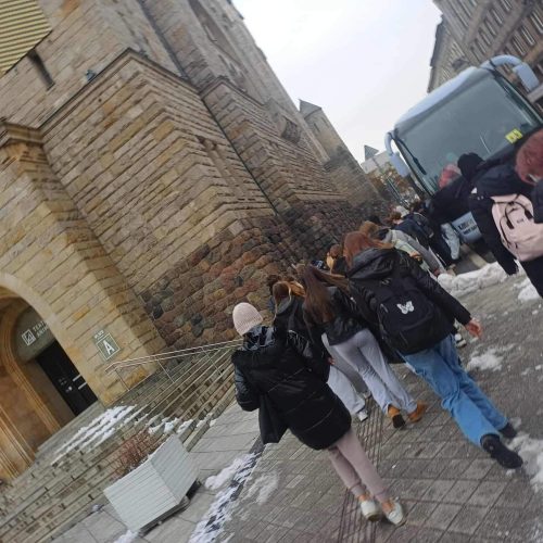 592385706_1372927924628200_5653864931357485253_n