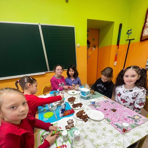 592911849_1374368457817480_5274869885064135203_n