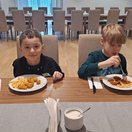 593431123_1375675007686825_1951154658635516899_n