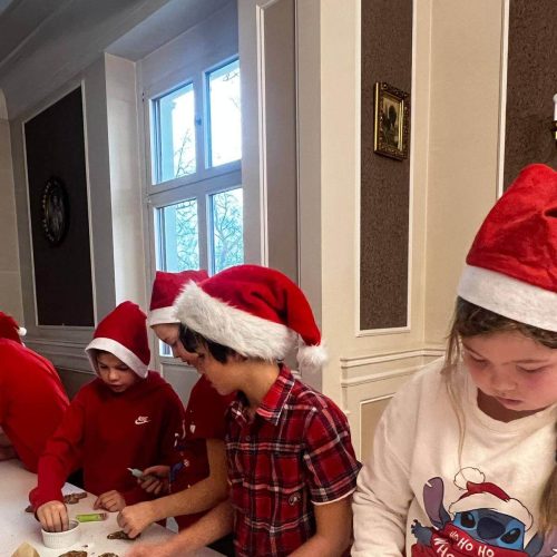 594044773_1375610727693253_96042098085156002_n