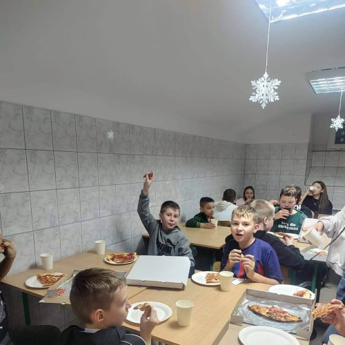 594130157_1376655077588818_3010974782686760160_n