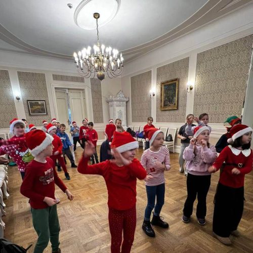 595124794_1375609077693418_200355225362822534_n