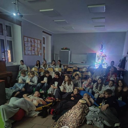 595563801_1376655370922122_7594474494856319938_n