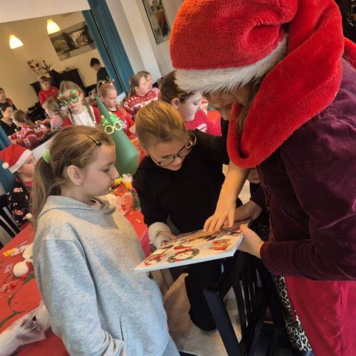 597784537_1380206057233720_2584389866992751443_n