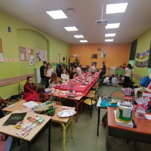 600181045_1386021823318810_7560508186244805042_n