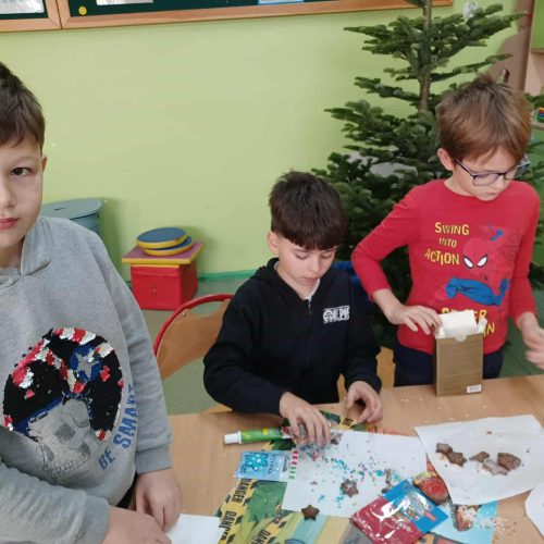 f7403b01-9cd3-48d8-943f-75ff9607505b