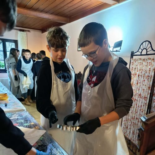 022698fe-8e7f-43b7-abf7-9a63ec4f0603