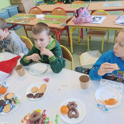 4d7df893-4206-4247-8578-31f4879f7a54