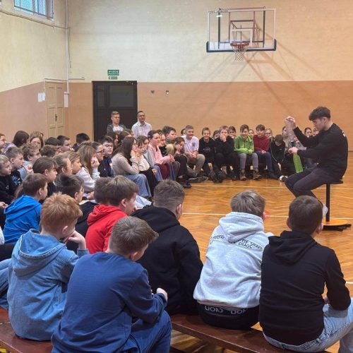 615127100_1406777737909885_301993123923819439_n