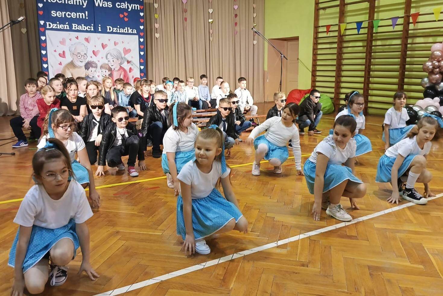 DZIEŃ BABCI I DZIADKA