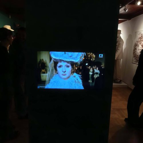 7de74246-2e47-4218-87a0-987c56a64408