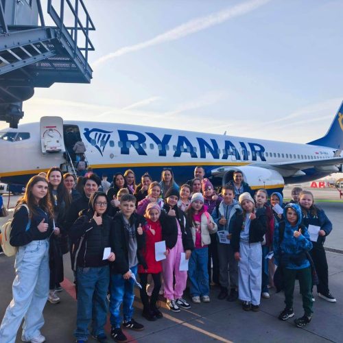 654852013_1463015575619434_8105676236359216650_n