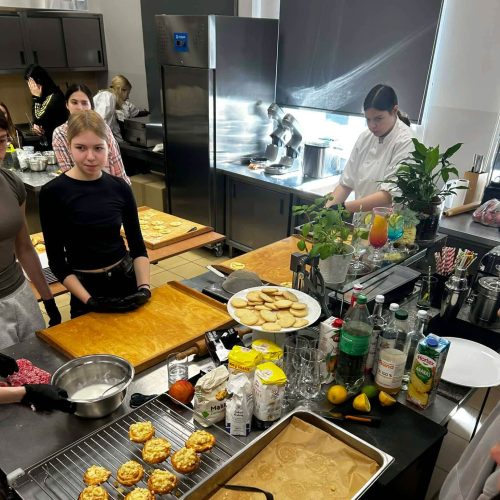 666493278_1476564937597831_4084333984648501869_n