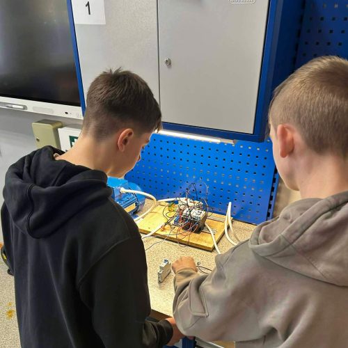 666927875_1476564484264543_4249953347643357340_n