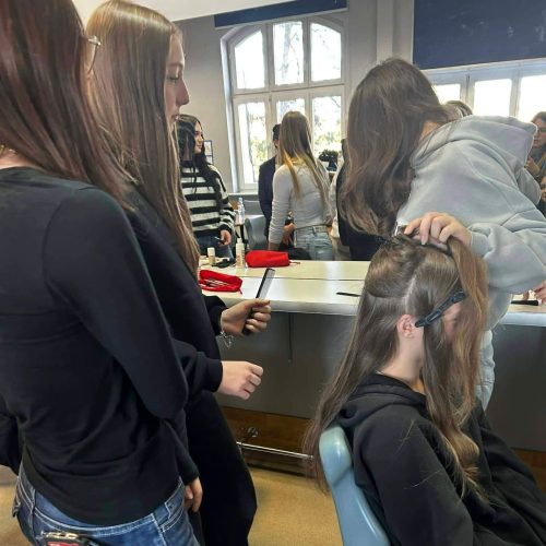 668973112_1476564264264565_9090642665618627903_n