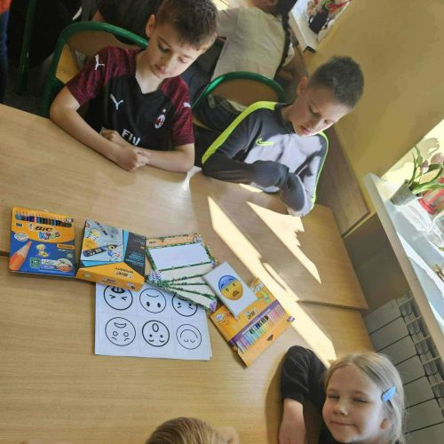 670116960_1478182774102714_3998100615432973185_n