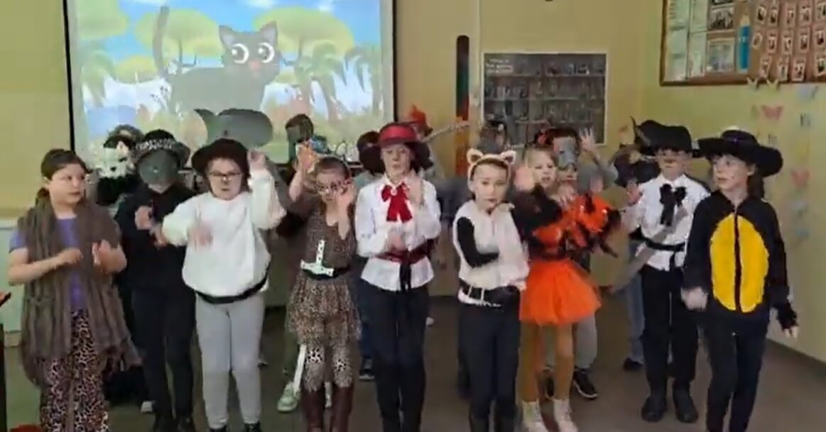 INSCENIZACJA MUZYCZNO-TANECZNA